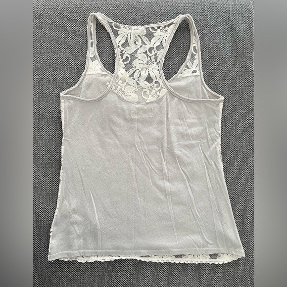 Hollister Women’s Lace Bow Racerback Top (Size M) - Picture 2 of 8